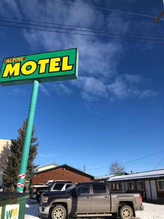 Alpine Motel Rocky Mountain House Exterior photo
